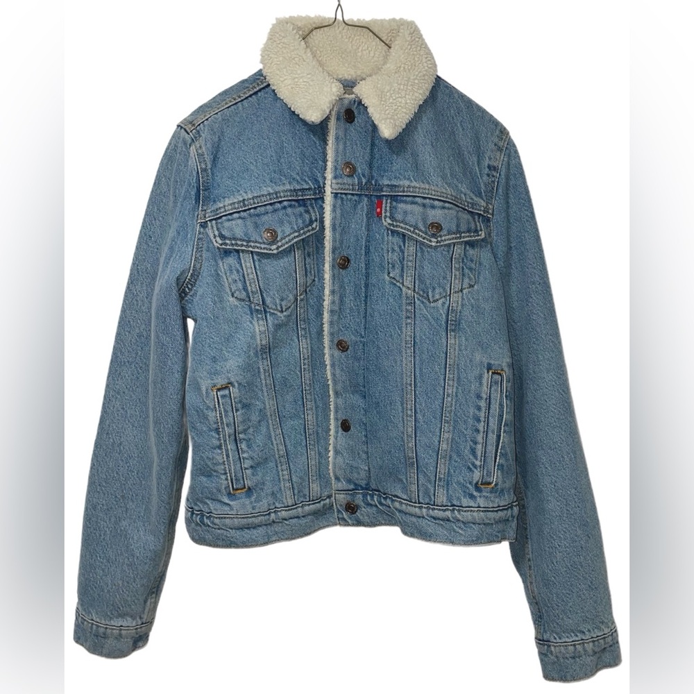 NWOT Levi’s Jean Jacket